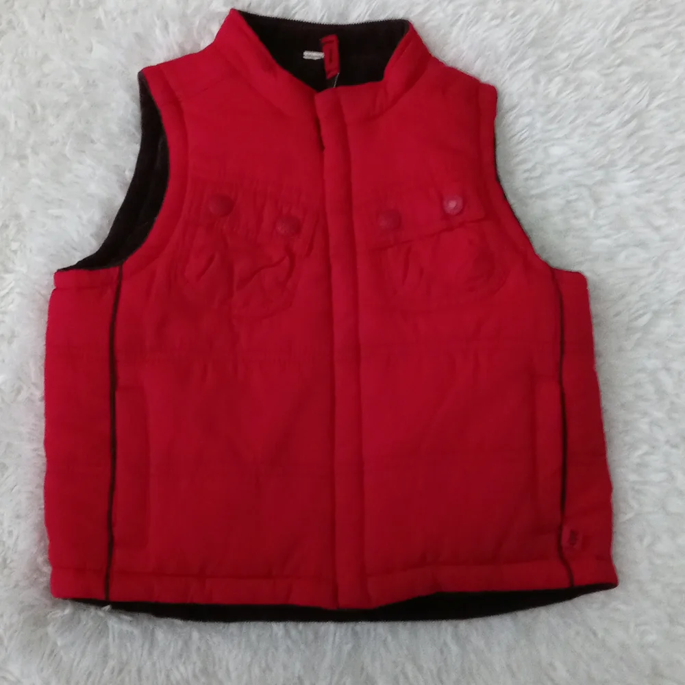 Gap Vest Toldder boy Size 2T corduroy and puffer reversible exelente conditions